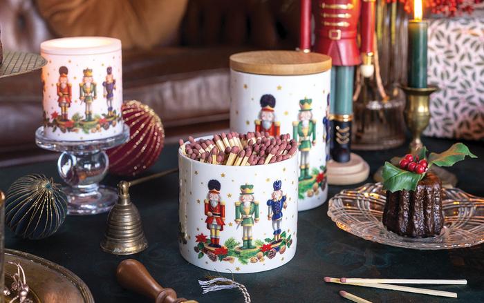 Contenitore in ceramica Schiaccianoci